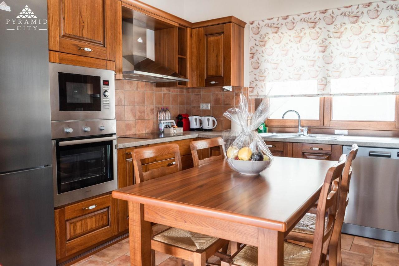 Luxury Villa Hera - Beachfront Roda  Exterior photo